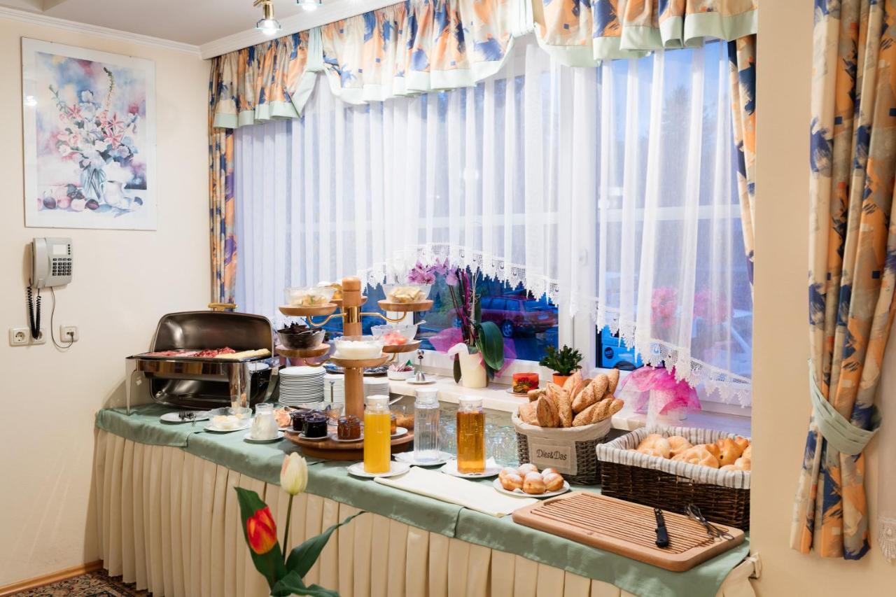 Gasthaus Pension Zum Lustigen Steirer Брук-ан-дер-Мур Екстер'єр фото